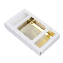 Chocoladeletterdoos Klein GK1 Wit / Goud 26st